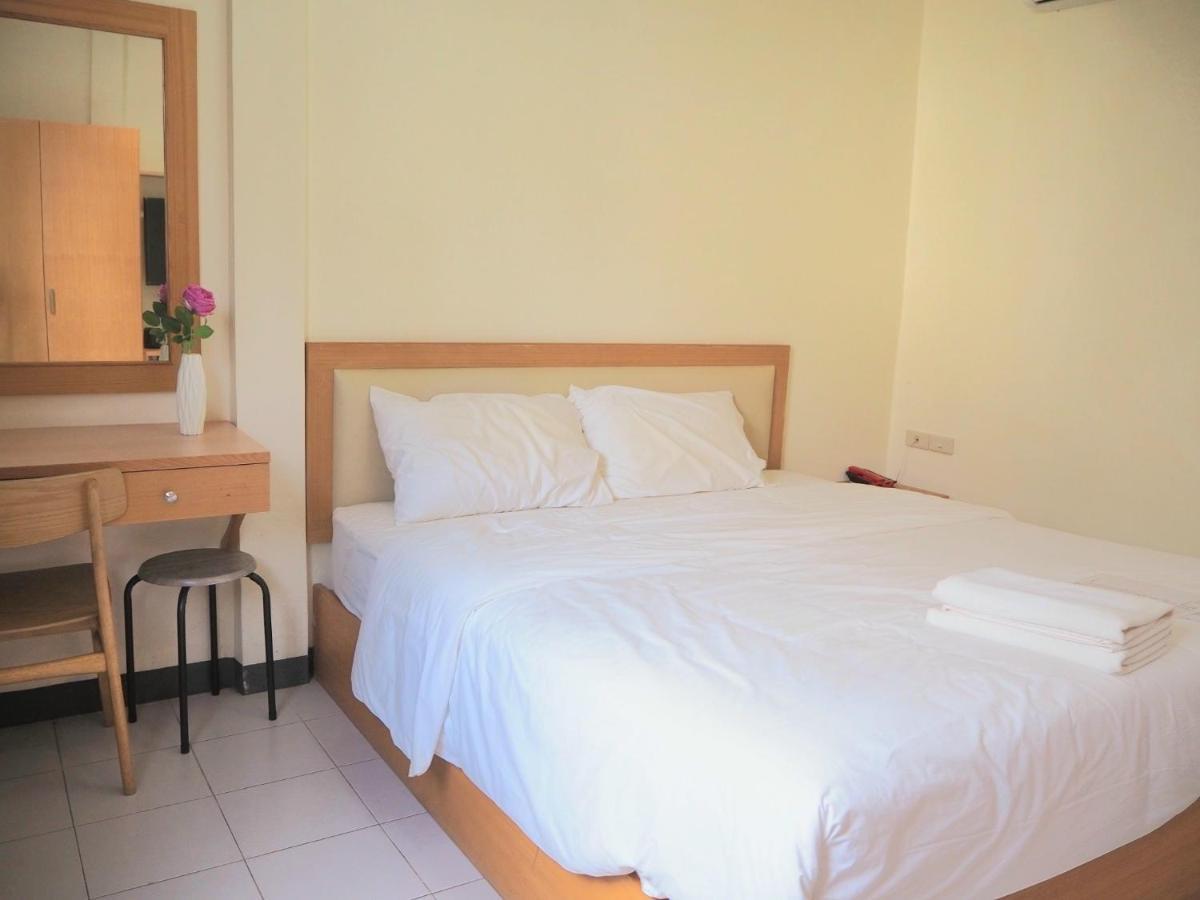 Nana Best Inn Hotel Makkasan Extérieur photo
