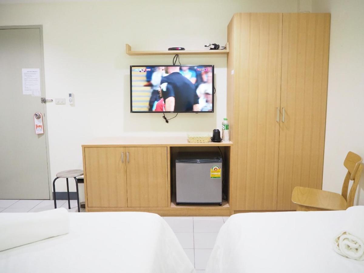 Nana Best Inn Hotel Makkasan Extérieur photo
